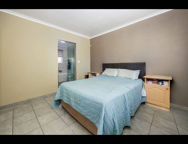 3 BEDROOM HOUSE FOR SALE IN SONSTRAAL HEIGHTS